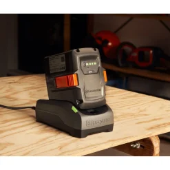 Akku Husqvarna 40-B70, kuluttajakäyttö, 36V, 2.0Ah, integroitava