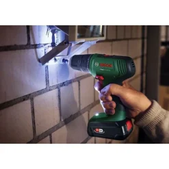 Akkuporakone Bosch EasyDrill 18V-40, 18V, 2x2.0Ah akuilla