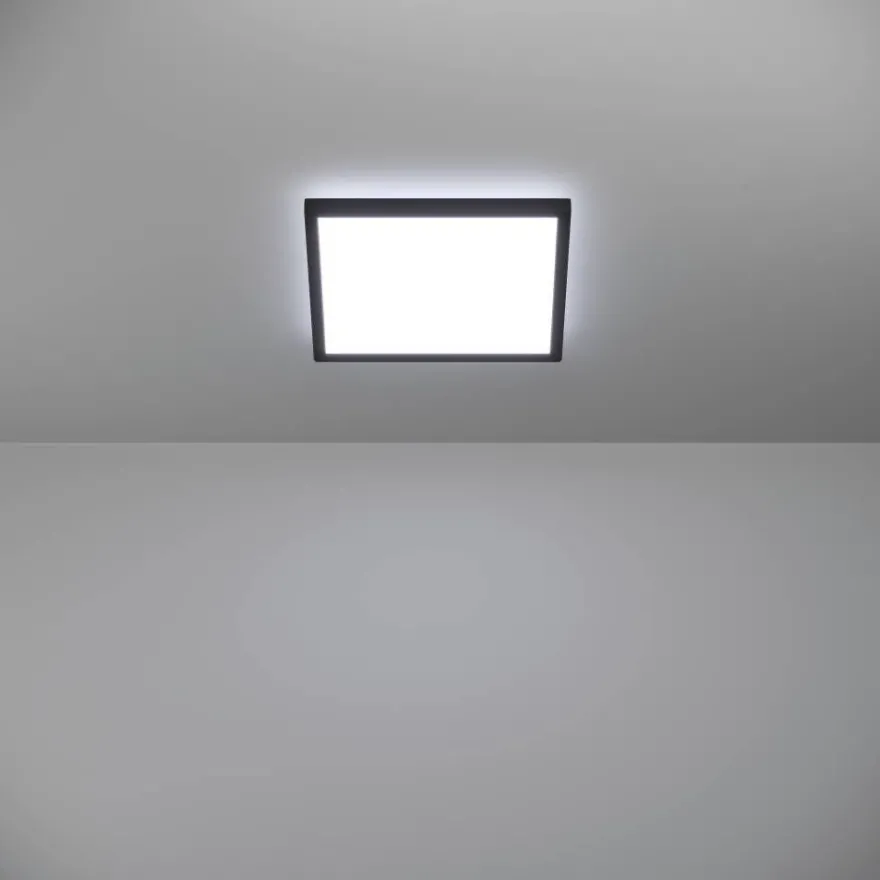 Kattovalaisin Eglo Rovito LED 1CCT IP44 eri kokoja