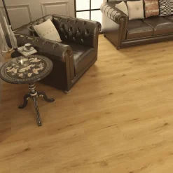 Kivikomposiittivinyylilankku DomusFlooring Nyyrikki hunajatammi