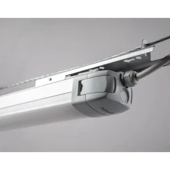 LED-teollisuusvalaisin Hide-a-lite Liteline 1500 S, tunnistimella, IP65, vaaleanharmaa