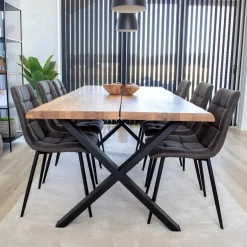 Ruokailuryhmä House Nordic, 200x95cm vaaleanruskea Toulon-pöytä + 6 tummanruskeaa Middelfart-tuolia