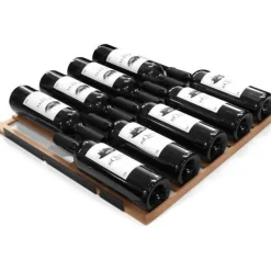 Ulosvedettävä hylly Rail mQuvée Velvet 170 viinikaappiin