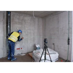 Yhdistelmälaser Bosch Professional GCL 2-50 G + RM10-pidike + BT150-jalusta